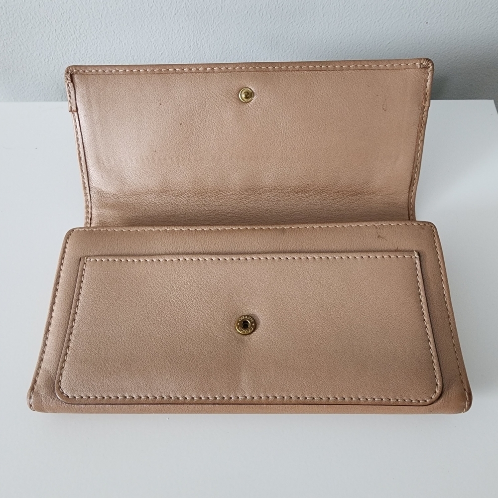 Coach Rare Vintage Trifold Leather Brown Women's Wallet - Picture 4 of 8